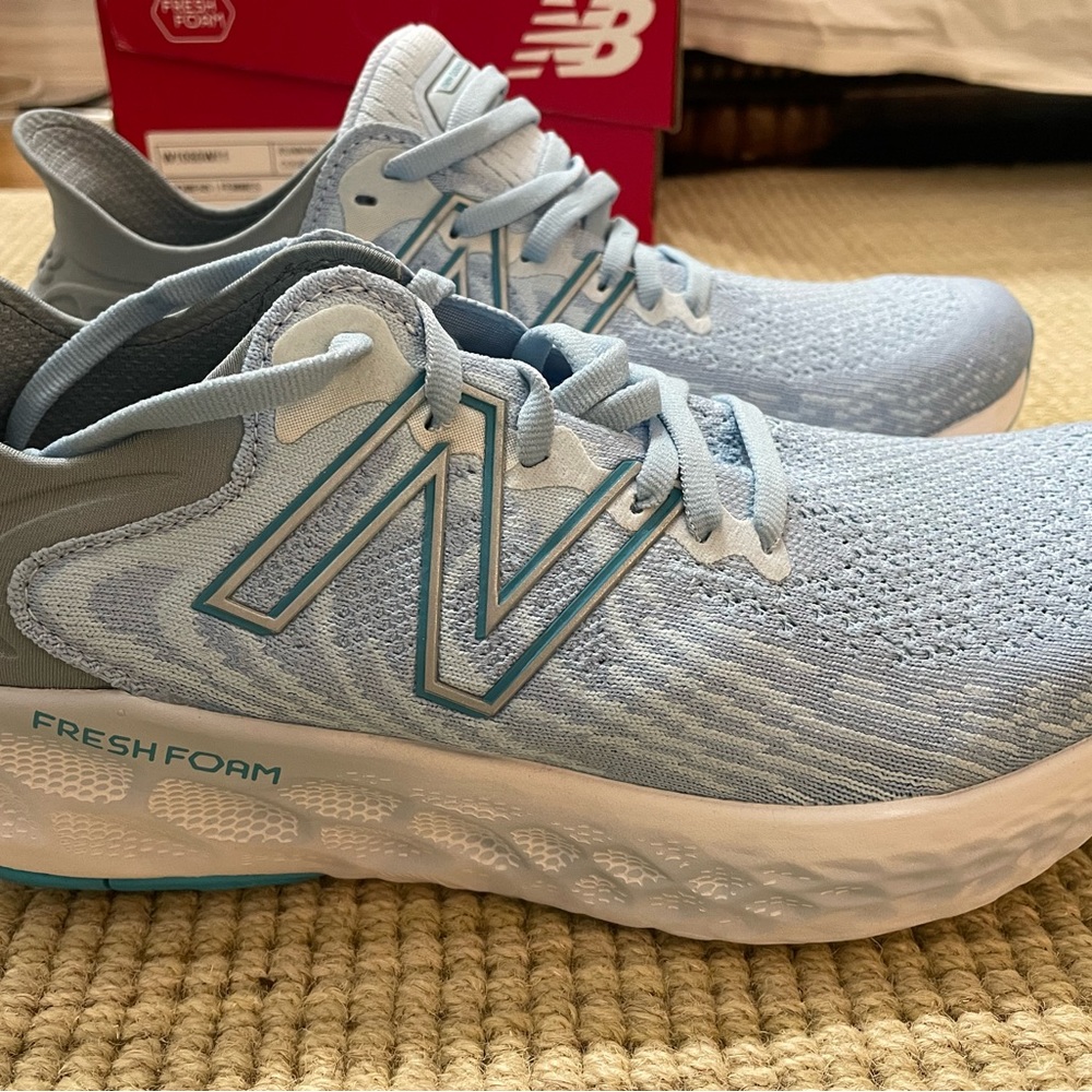 New Balance Fresh Foam 1080 new athletic shoes, sz 9M